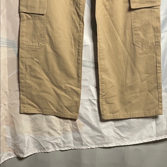 Primark Men's Beige Cargo Pants - Picture 2 of 6